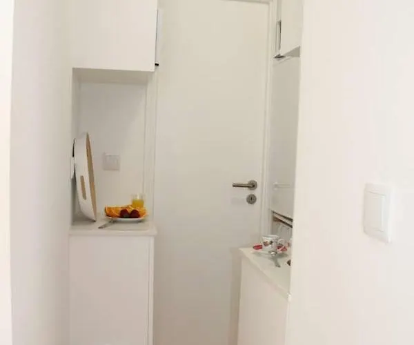 Arco Da Graca Downtown *